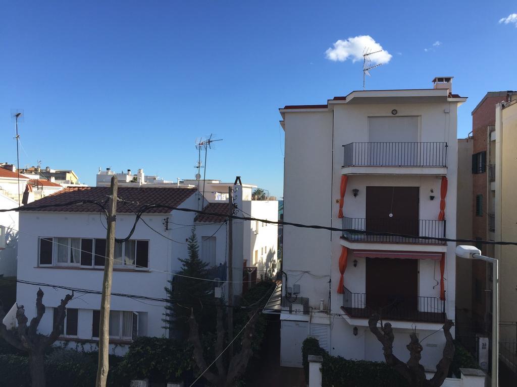 Way To Bcn Sitges Apartment Bagian luar foto