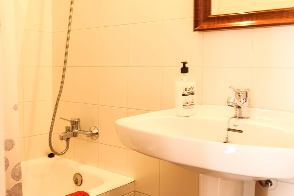 Way To Bcn Sitges Apartment Bagian luar foto
